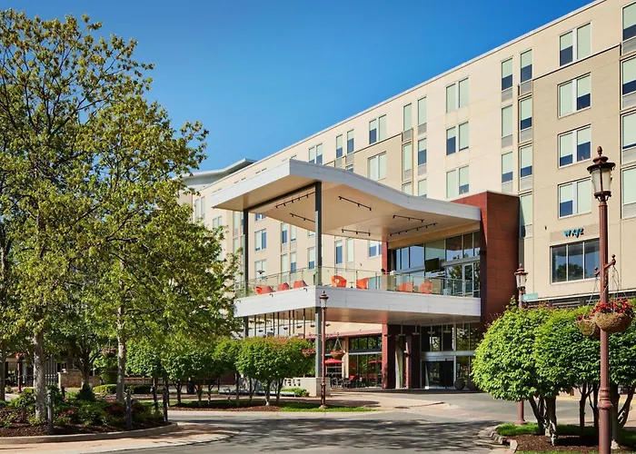 Aloft Leawood-Overland Park